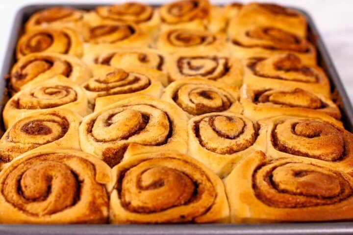 Baked_Cinnamon_Rolls